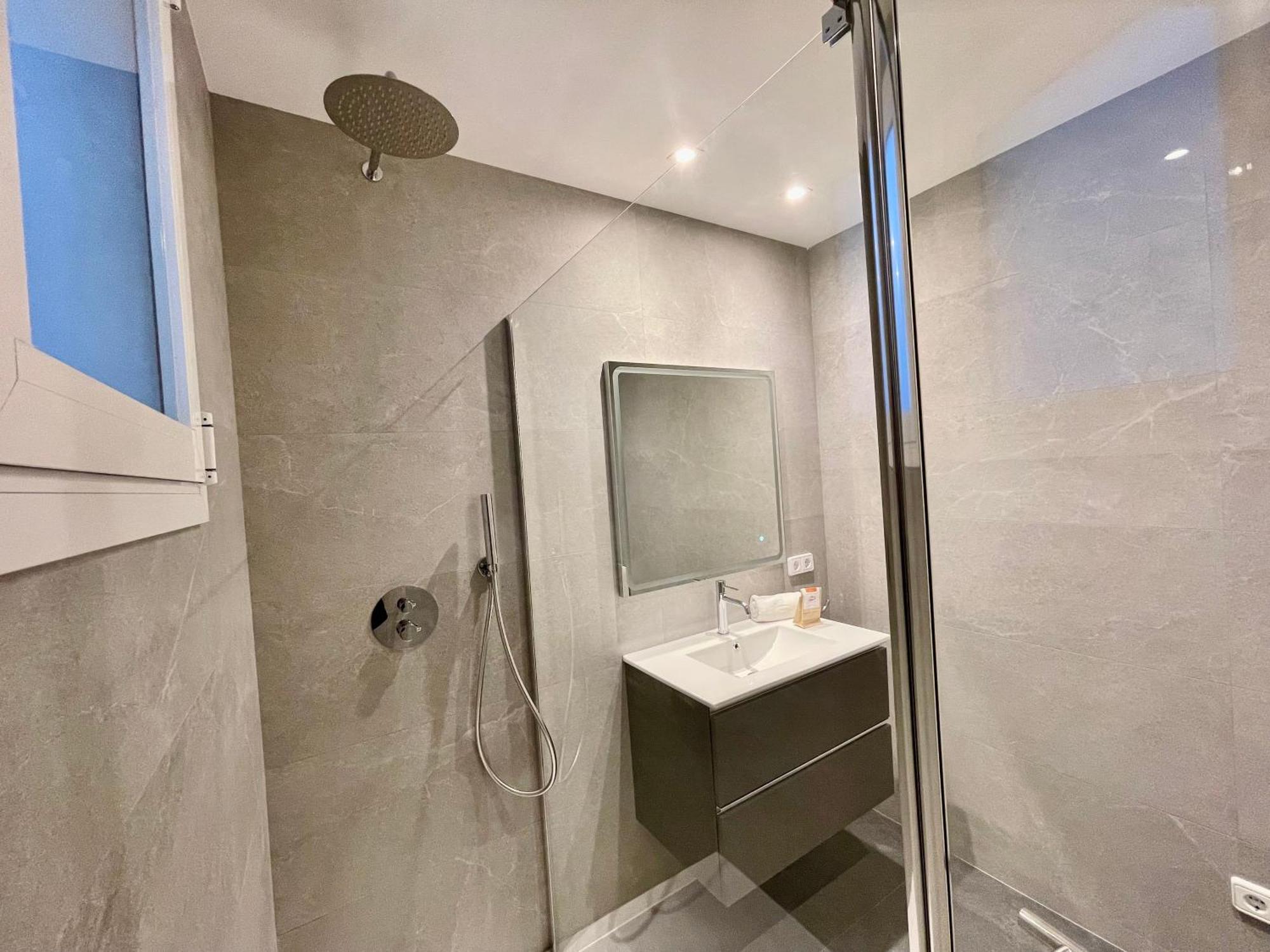Elegantniy Poble Sec Appartement *